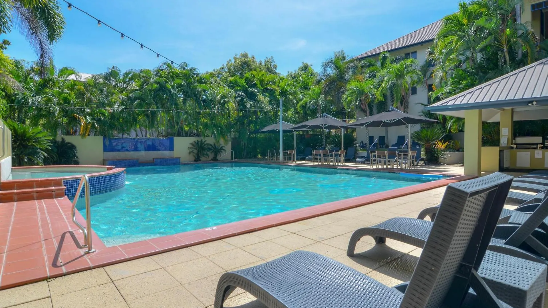 Seascape Holidays At Plaza Resort Port Douglas Australia