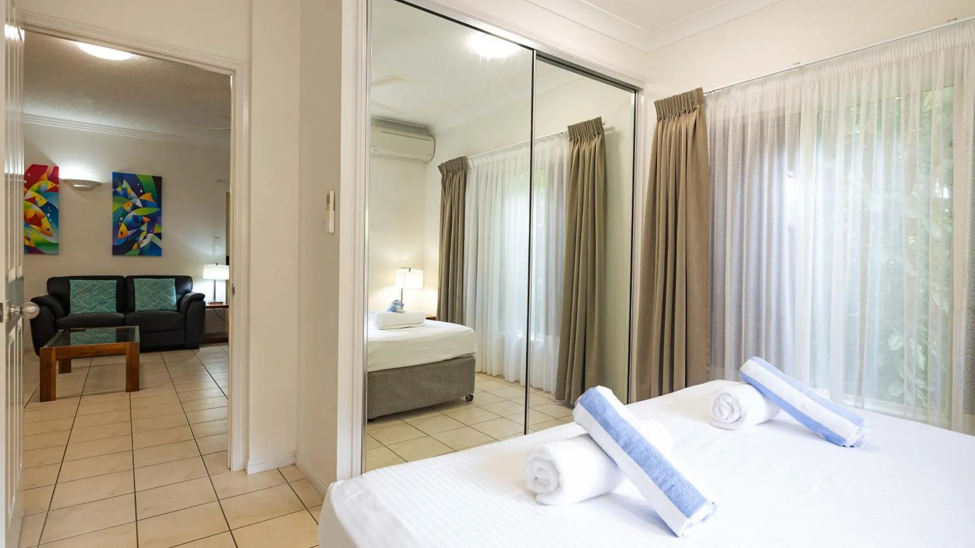 Seascape Holidays At Plaza Resort Port Douglas Apartment